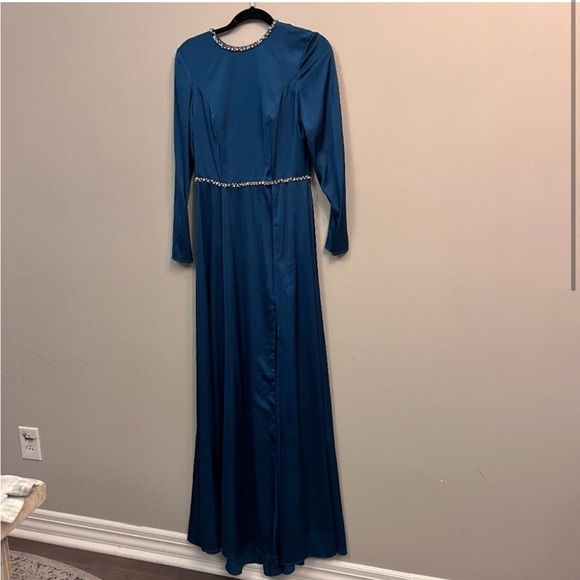 IEENA MAC Duggal long sleeve gown - Picture 2 of 2